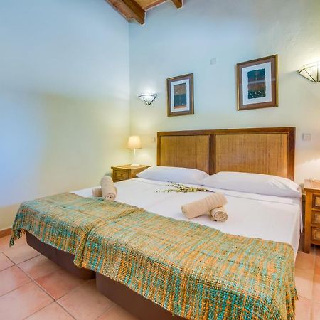Finca Cas Padrins Манакор Екстер'єр фото